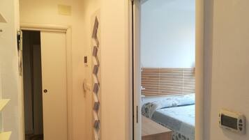 1 chambre, bureau, fer et planche Ă repasser, Wi-Fi