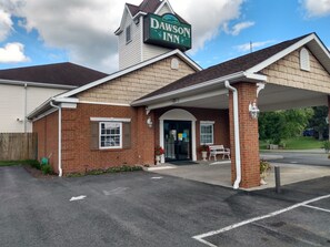 واجهة المنشأة