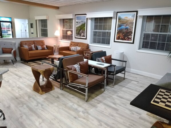 Sala de estar en el lobby