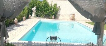 Villa 'Oasis' med piscinaVilla