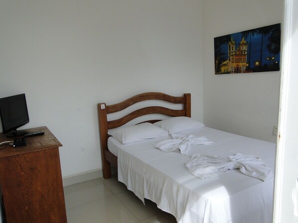 1 bedroom, individually decorated, free WiFi