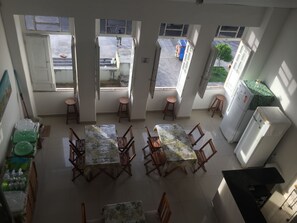 Bao gồm bữa sáng buffet hàng ngày 