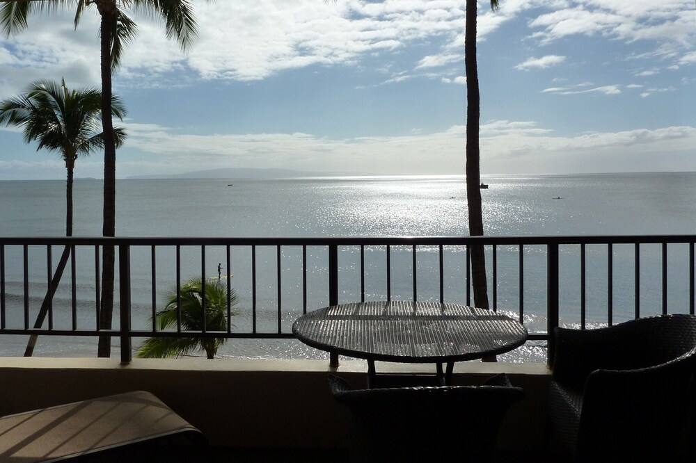DIRECT Oceanfront! Amazing Panoramic View Sugar Beach 427! Refresh, Relax, Enjoy