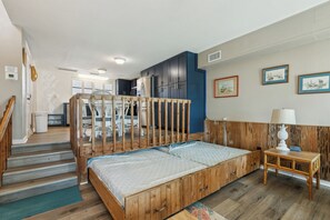 2 Schlafzimmer, Bügeleisen/Bügelbrett, Reisekinderbett, kostenloses WLAN