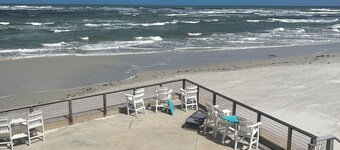 Oceanfront Family Retreat - Steps to Sand w/ Grill, Bikes & Ocean Views!