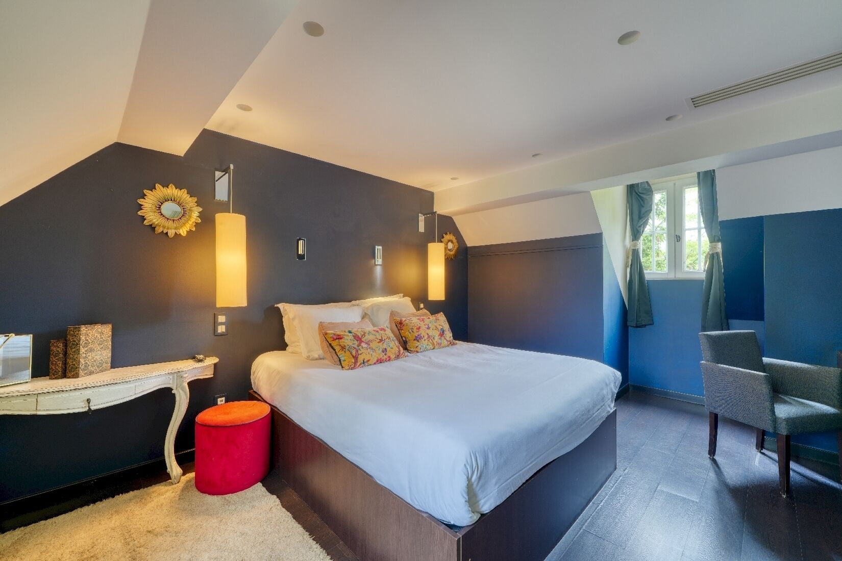 1 quarto, roupas de cama premium, frigobar, cofres nos quartos