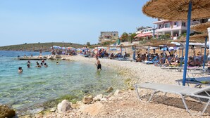 Beach - Vila Tare (Sarandë)