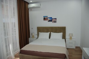 Doppelzimmer | Kostenlose Babybetten, Zustellbetten, kostenloses WLAN