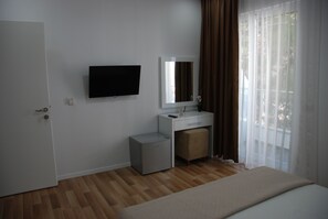 Een flatscreentelevisie
