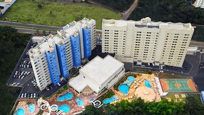 View from property - Golden Dolphin Grand Hotel- Mondial I (Caldas Novas)