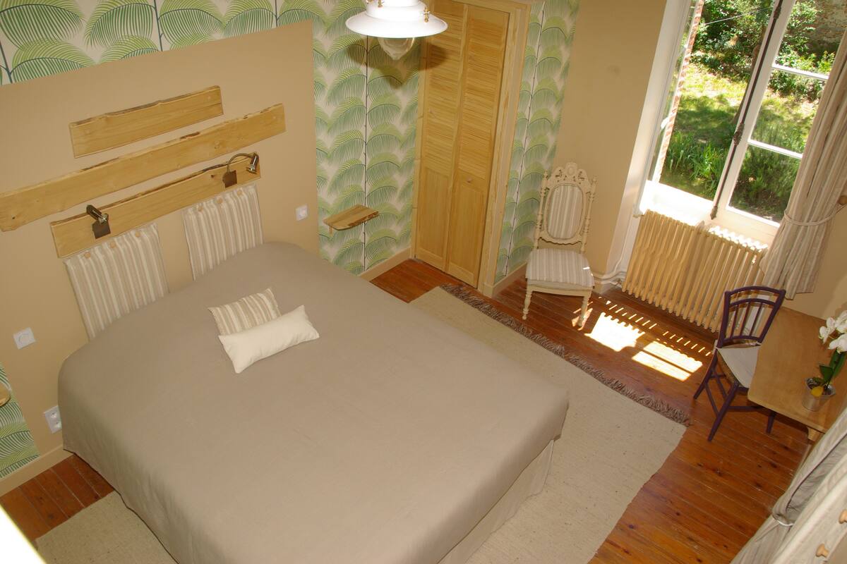 Suite familiare | Una cassaforte in camera, con stile personalizzato