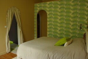 Suite familiare | Una cassaforte in camera, con stile personalizzato
