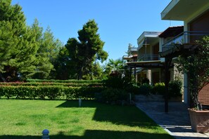 Garden - Luxury Maisonette in Halkidiki (Kassandra)