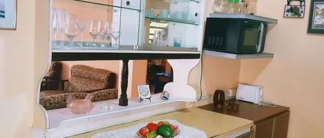 Family Apartment, 3 Bedrooms, 2 Bathrooms | Private kitchenette
