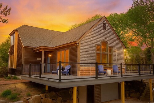 Sun, Sand, and Serenity: Only 3 peak weeks remaining - Includes Private Beach