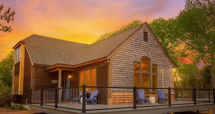 Sun, Sand, and Serenity: Only 3 peak weeks remaining - Includes Private Beach