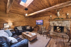 Smart TV, fireplace, DVD player
