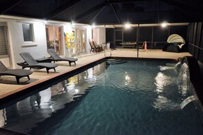 Piscine extérieure, piscine chauffée