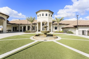 Exterior - Moon Valley Villa |  Movie Room, 2 Games Rooms & Custom Built Kids Rooms (Davenport)