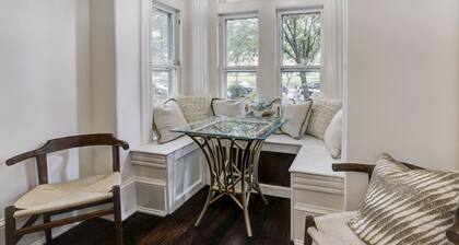 New Lux 5BR/3BA Renovation: 2 Blocks to Metro/Capitol/12+ Restaurants; Parking