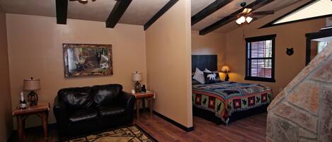 1 bedroom, free WiFi, bed sheets