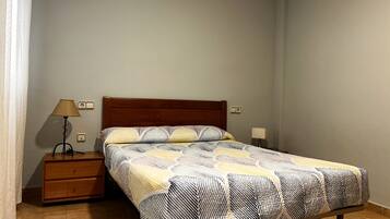 2 dormitorios y ropa de cama