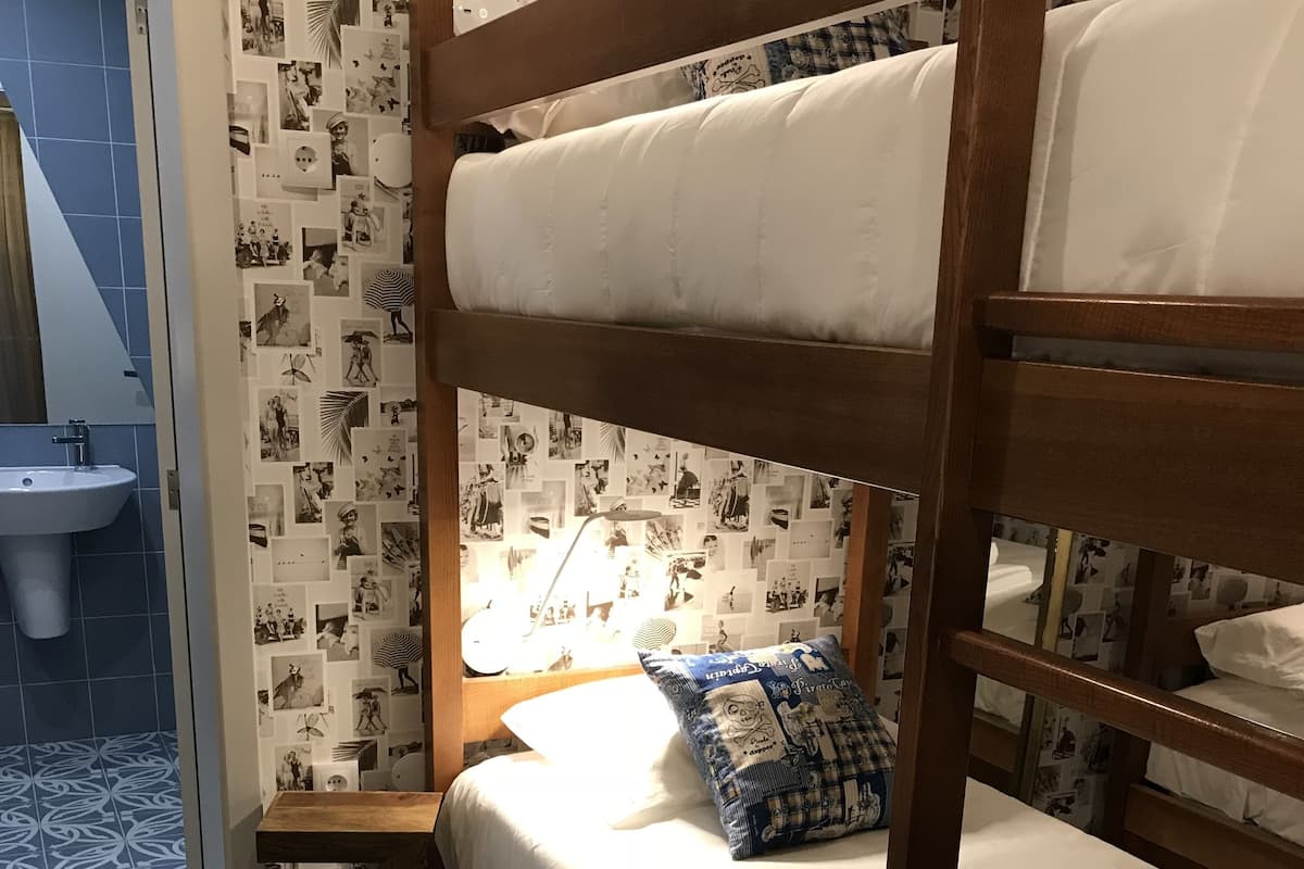 Chambres insonorisées, fer et planche à repasser, Wi-Fi gratuit