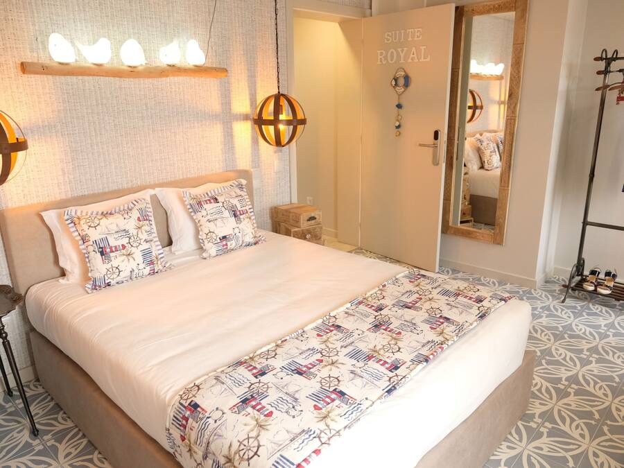 Suite | Kedap suara, setrika/meja setrika, Wi-Fi gratis, dan seprai linen