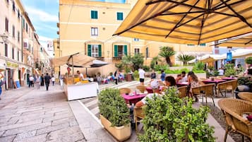 Ristorazione all'aperto