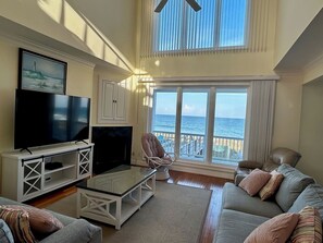 تلفزيون ذكي، مشغل دي في دي