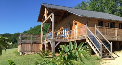 2* chalet with character and swimming pool for 6 to 10 people. min. 3 nights out of season