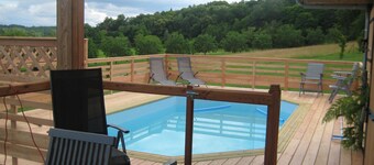 2* chalet with character and swimming pool for 6 to 10 people. min. 3 nights out of season