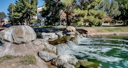 More than 200
AMAZING 5-star reviews! Lakefront 2BDR, 2Baths+ HEATED Pool