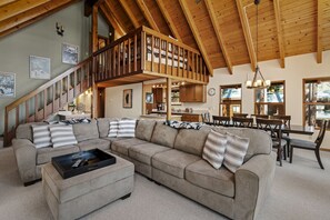Flat-screen TV, fireplace, DVD player, printers