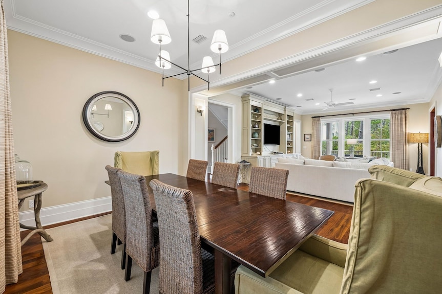 Elegant Watercolor Home W/ Carriage House - Seagrove Beach, FL