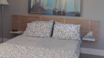 3 chambres, fer et planche Ă repasser, Wi-Fi, draps fournis