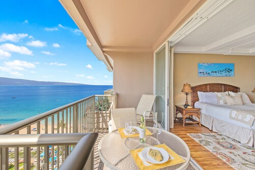 11th Floor Oceanview Sunny Tower 1 Studio 1115.                            