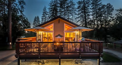 Yosemite Pines Lodge, Suuri ylellinen Lodge, ihana perhe retriitti!