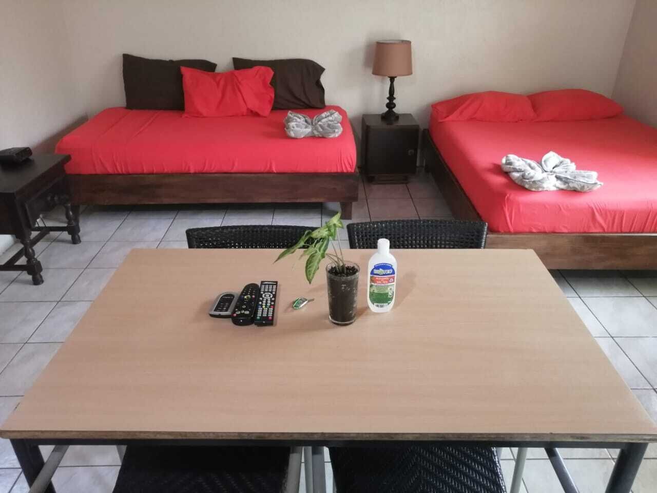 Iron/ironing board, WiFi, bed sheets