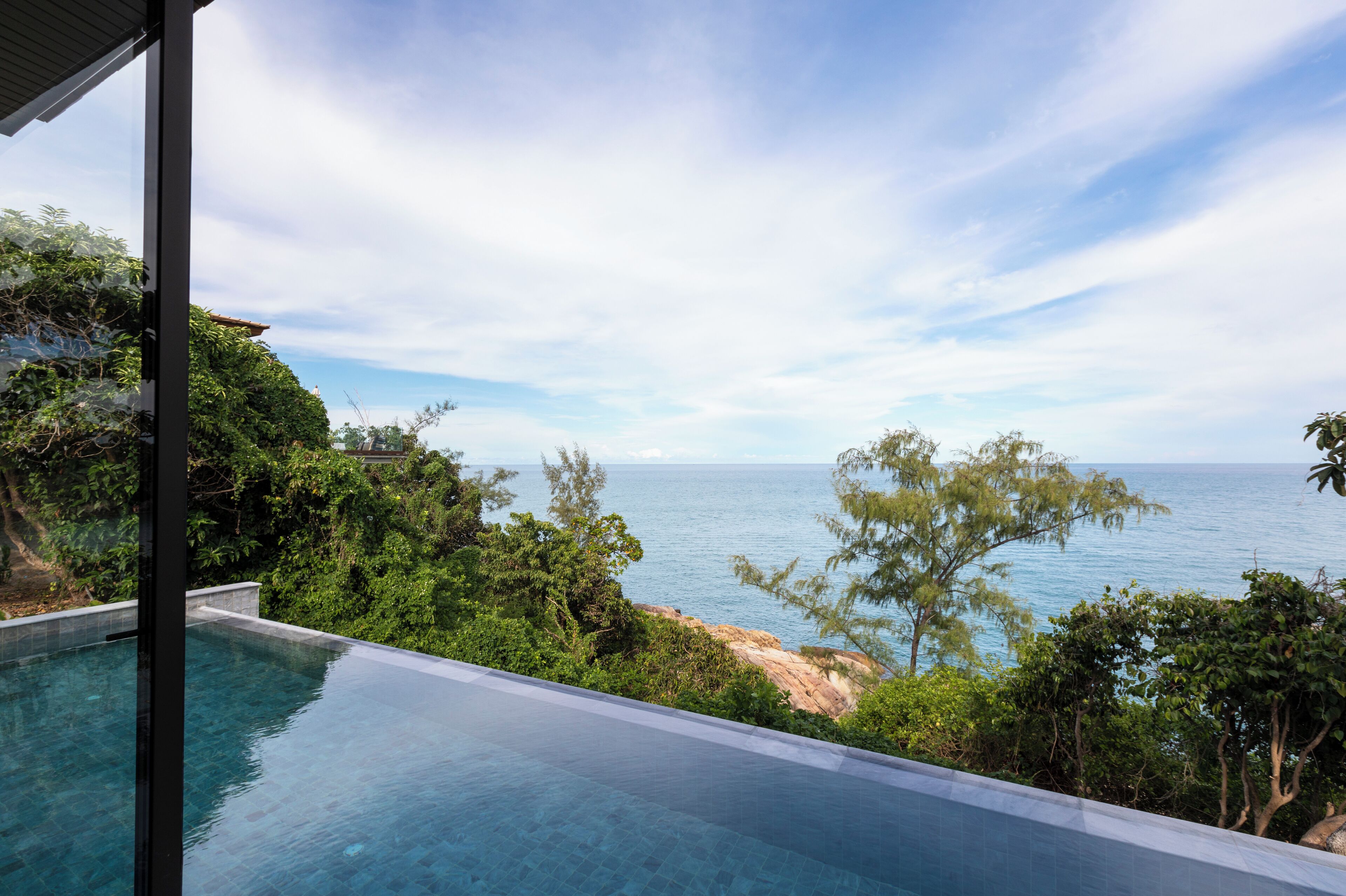 Villa, alberca privada, vista al océano | Vista a la playa o el mar