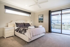 Premium House, 3 Bedrooms, Garden View - Sea Haven (Rosebud)