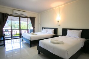 Standard Triple Room | In-room safe, rollaway beds, free WiFi - Memory Place (Krabi)