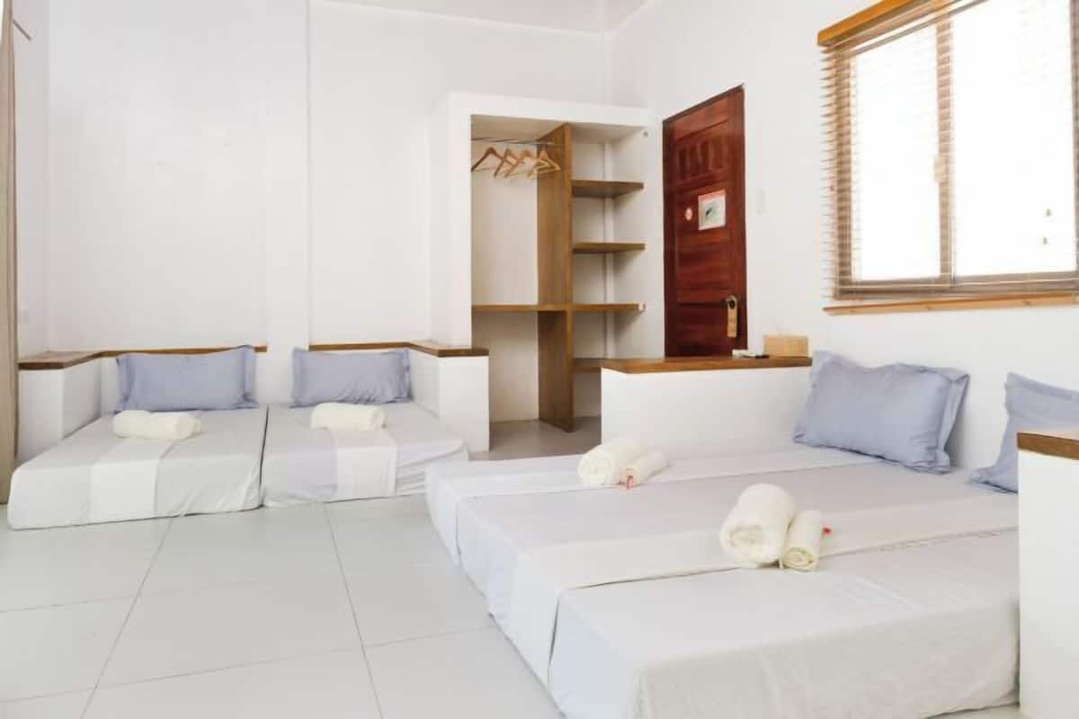 1 bedroom, premium bedding, desk, blackout curtains