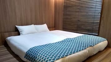 1 dormitorio, escritorio, tabla de planchar con plancha y wifi gratis