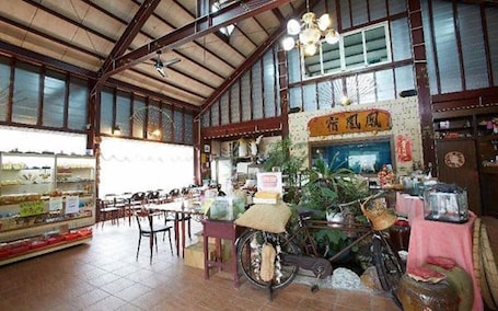 Interior. Phoenix Landscaping B&B