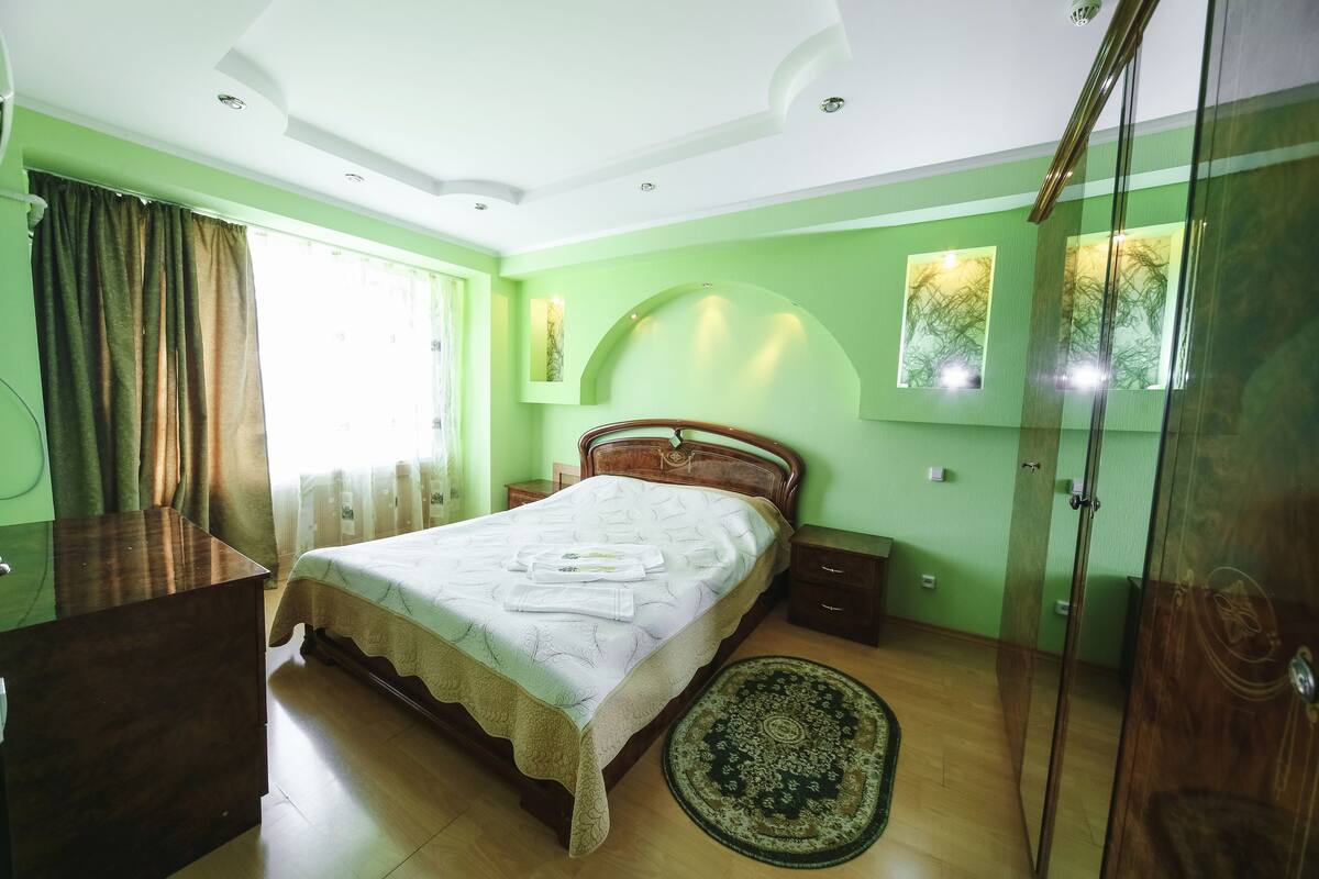 Economy Suite | Kalis bunyi, Wi-fi percuma, cadar katil