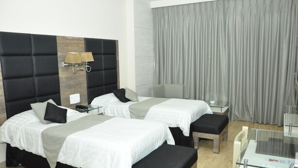 Executive Room (Non AC) | Blackout drapes, soundproofing, rollaway beds (surcharge), WiFi (free) - Hotel Alpine Continental (Shillong)