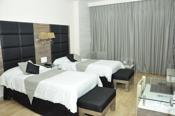 行政客房 | 遮光窗帘、隔音、折叠床/加床（额外收费）、免费 WiFi