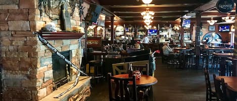 الطعام والشراب