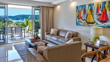 Apartment, 2 Bedrooms (2K, 1 Air Bed or 2KS, 1K, 1 Air Bed) | Living area